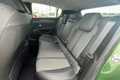 Photo 14 Peugeot 308  PHEV 180 e-EAT8