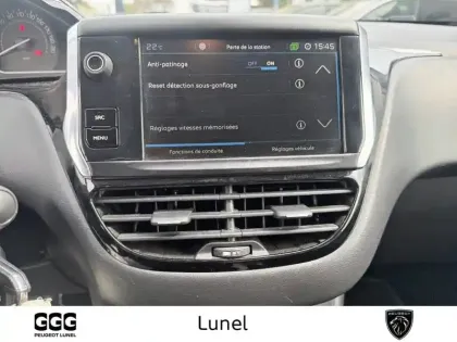 Photo 17 Peugeot 208  PureTech 82ch S&S BVM5