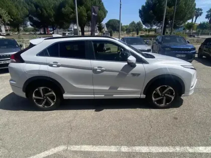 Photo 5 Mitsubishi Eclipse  Cross 2.4 MIVEC PHEV Twin Motor 4WD Intense Design