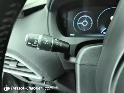 Photo 6 Jaguar F-Pace  2.0 D - 180 AWD Portfolio