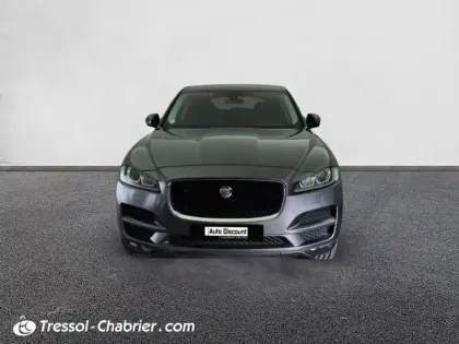 Photo 8 Jaguar F-Pace  2.0 D - 180 AWD Portfolio