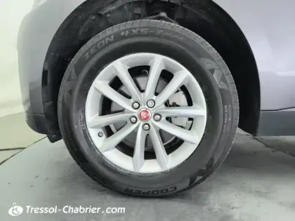 Photo 21 Jaguar F-Pace  2.0 D - 180 AWD Portfolio