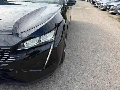Photo 13 Peugeot 408  PHEV 180 e-EAT8 Allure