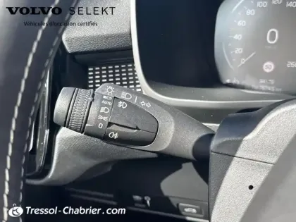 Photo 16 Volvo Xc40  D3 AdBlue 150 ch Geartronic 8 R-Design