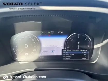 Photo 20 Volvo Xc40  D3 AdBlue 150 ch Geartronic 8 R-Design