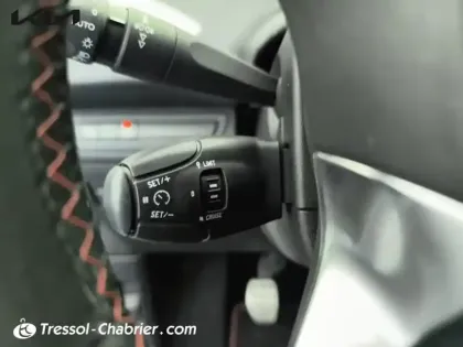 Photo 17 Peugeot 2008  PureTech 130ch S&S BVM6 GT Line
