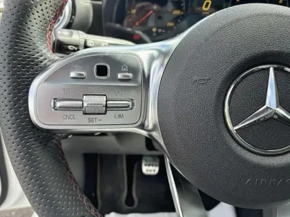 Photo 17 Mercedes Classe A  160 BM6 AMG Line