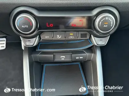 Photo 21 Kia Stonic  1.0 T-GDi 100 ch DCT7 GT-line