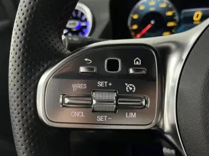 Photo 15 Mercedes GLA 250 e AMG Line