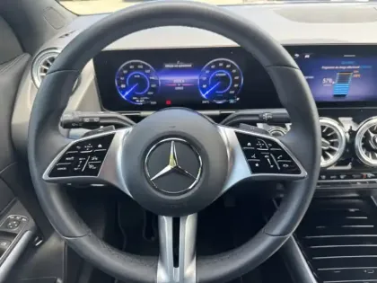 Photo 10 Mercedes EQA 250+ Edition