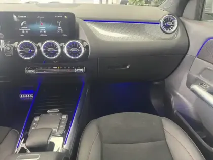 Photo 10 Mercedes GLA 250 e AMG Line