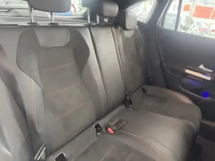 Photo 12 Mercedes GLA 250 e AMG Line