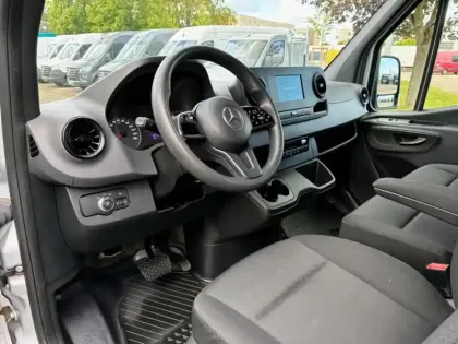 Photo 13 Mercedes Sprinter 315 CDI 37 Fg L2H2 150CH 12m3 