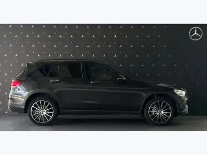Photo 25 Mercedes Classe GLC GLC 300 de 4MATIC SUV AMG Line