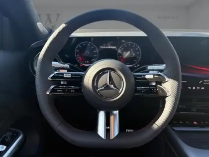 Photo 12 Mercedes GLB 250+ avec technologie EQ Limit