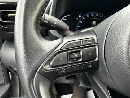 Photo 18 Toyota Yaris Hybrid 2WD Trail