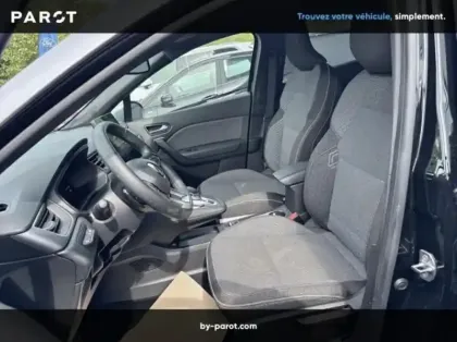 Photo 9 Renault Captur 1.6 E-Tech full hybrid 145ch Techno