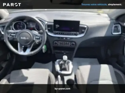 Photo 10 Kia Ceed 1.6 CRDI 136ch MHEV Active