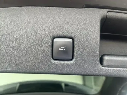 Photo 18 Ford Kuga 2.5 Duratec 225ch PHEV Vignale BVA