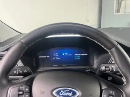 Photo 6 Ford Kuga 2.5 Duratec 225ch PHEV Vignale BVA