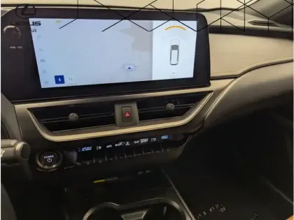 Photo 23 Lexus UX 250H 2WD Le TECHNO