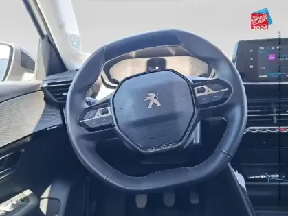 Photo 11 Peugeot 208  1.5 BlueHDi 100ch S&S Active
