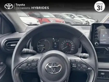 Photo 12 Toyota Yaris  116h Dynamic 5p MY22