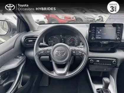 Photo 8 Toyota Yaris  116h Dynamic 5p MY22