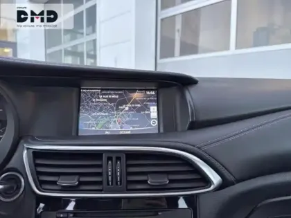 Photo 5 Infiniti Q30  2.2d 170ch Premium Tech DCT7