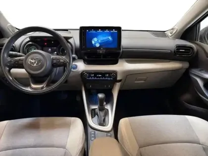 Photo 8 Toyota Yaris  116h Iconic 5p MY22