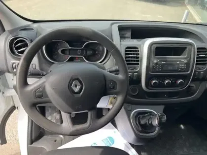 Photo 13 Renault Trafic  Fg L2H1 1300 2.0 dCi 120ch SL Pro+ E6