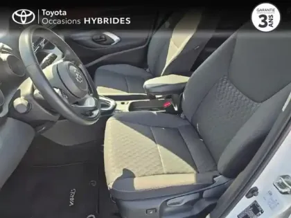 Photo 6 Toyota Yaris  116h Design 5p MY22