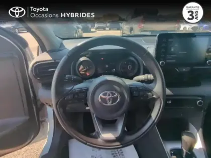 Photo 8 Toyota Yaris  116h Design 5p MY22