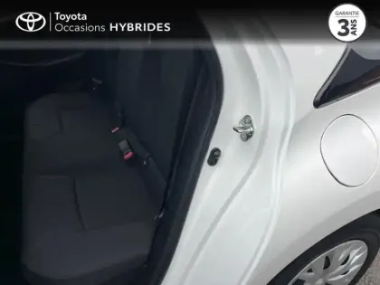 Photo 6 Toyota Yaris  116h Dynamic 5p MY22