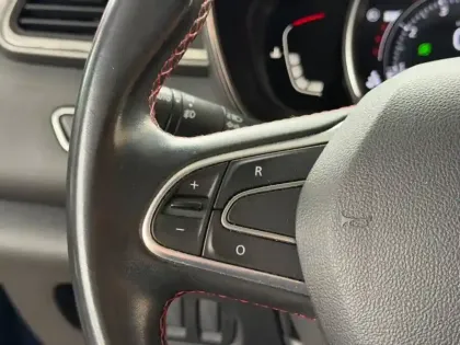 Photo 12 Renault Kadjar  1.3 TCe 160ch FAP Black Edition EDC 8cv