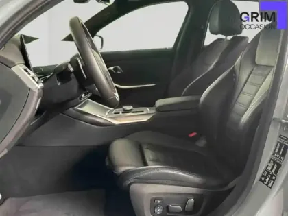 Photo 6 BMW Serie 3 Série 3 320dA xDrive 190ch M Sport