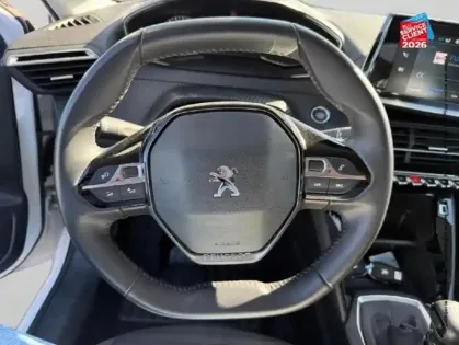 Photo 11 Peugeot 208  1.5 BlueHDi 100ch S&S Active