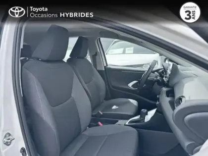 Photo 5 Toyota Yaris  116h Dynamic 5p MY22