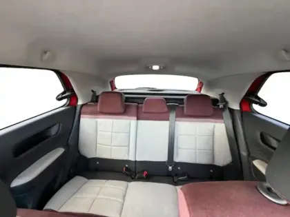 Photo 9 Citroën C4  Cactus PureTech 110ch S&S Feel E6.d-TEMP