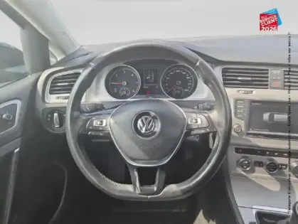 Photo 12 Volkswagen Golf  1.6 TDI 110ch BlueMotion Technology FAP Confortline Business 5p