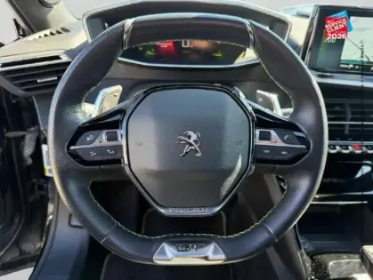 Photo 11 Peugeot 2008  1.2 PureTech 130ch S&S GT EAT8