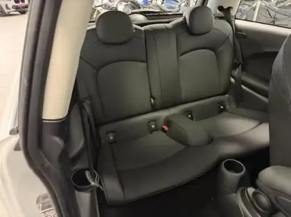 Photo 7 Mini Mini  Cooper 136ch Edition Premium Plus BVA7