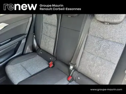 Photo 13 Renault Austral  1.2 E-Tech full hybrid 200ch Techno - 25