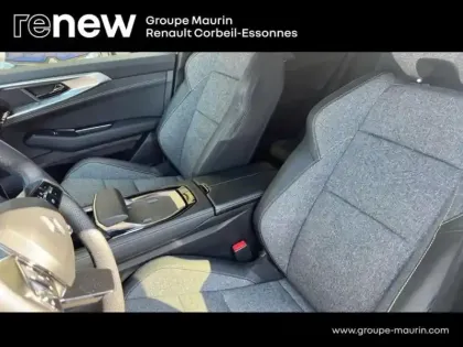 Photo 15 Renault Austral  1.2 E-Tech full hybrid 200ch Techno - 25