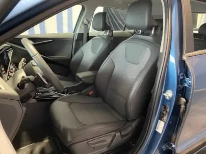 Photo 8 Kia Niro  1.6 GDi 138ch HEV Active DCT6