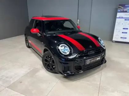 Photo 5 Mini Cooper  3 Portes S 204ch JCW DKG7