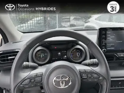 Photo 12 Toyota Yaris  116h Design 5p MY22