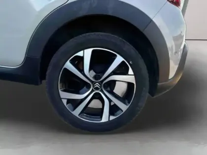 Photo 10 Citroën C3  1.2 PureTech 83ch S&S Shine Pack 123g