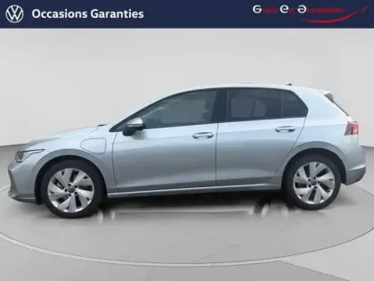 Photo 8 Volkswagen Golf  1.5 eHybrid 204ch VW Edition DSG6
