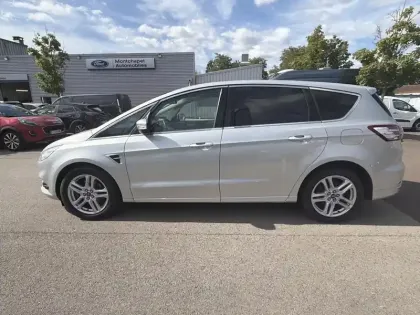 Photo 22 Ford S-max  2.0 EcoBlue 150ch Titanium Euro6.2 7 PLACES